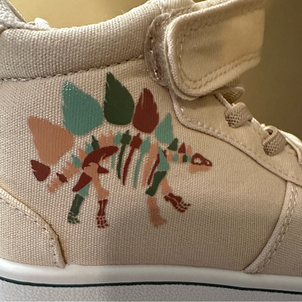 Toddler canvas dinosaur high tops size 8 - Picture 2 of 8